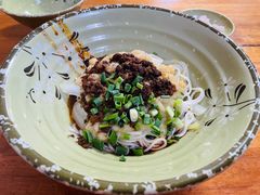 -阿宽豌杂面(华油路138号居民大院店)