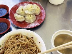 -高师傅特色米粉汤包(建设路店)