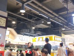 -胖东来生活广场(健康路店)