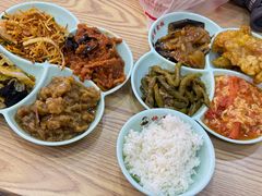 -晓宇盒饭(民安街店)