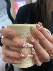 -芊屿芊浔美甲