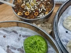 -清真老铁家灌汤包