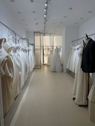 点击看大图 -曼青婚纱礼服馆