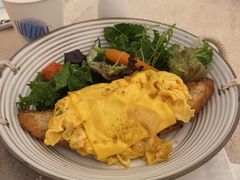 鹅肝滑蛋可颂全餐-玲婧胡同·生日蛋糕·餐厅(嘉里城店)