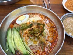 -韩风烤牛肉冷面店