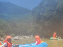 -雅鲁激流探险漂流