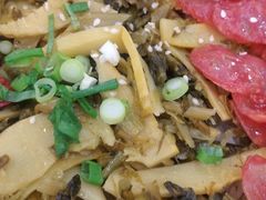 -煲仔皇腊味煲仔饭(经四万达店)