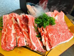 -铭牛烧肉·和牛海鲜自助(高新月牙湖店)