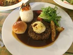 汉堡牛排-Cafe Alice咖啡爱丽丝(奥城店)