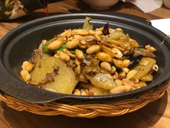 麻辣香锅-一两饭川味素食餐厅