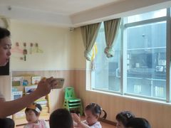 -魔力熊儿童早教托育中心(硚口同馨店)