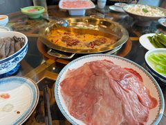 -小天鹅火锅·一线江景洪鼎旗舰店(洪崖洞店)