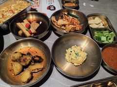 -草家酱蟹炭火烤肉店(珲春南路一店)