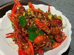 香辣小龙虾-虾胡闹龙虾馆(湄南河店)
