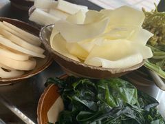 -周幺妹重庆老火锅(银泰城总店)