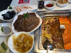 -海底捞火锅(威高广场店)