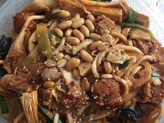 -拿渡麻辣香锅(世茂广场·工三店)