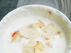 杏仁牛奶蛋白茶-新旺茶餐厅·早餐·夜宵(仙霞店)