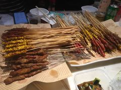 -老街烧烤大排档·地道湖北菜·龙虾馆(汉口火车站店)