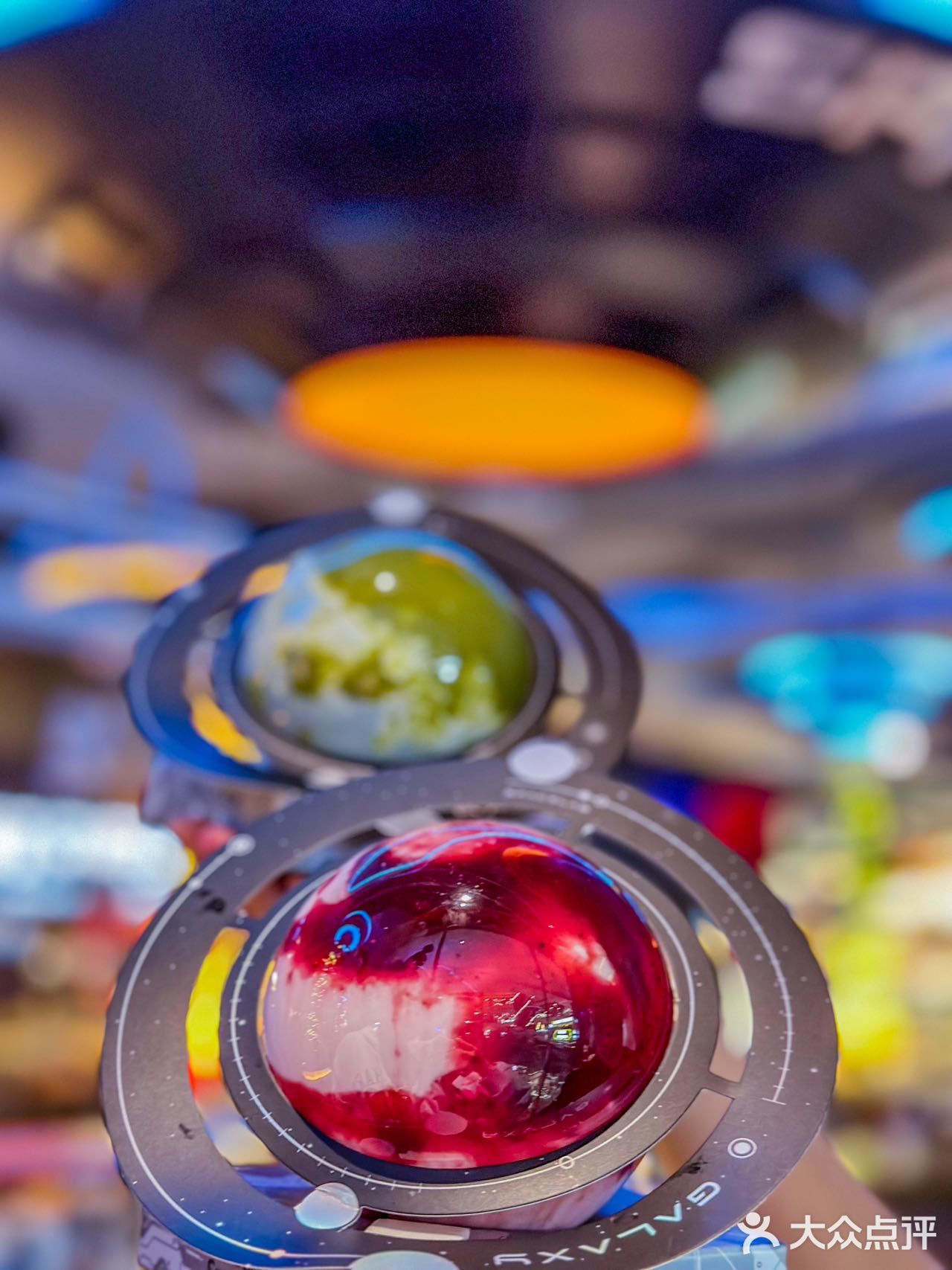 在上海！在宇宙中心用餐！！！