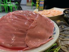 -渝嘴小老弟老火锅(华新村店)