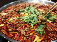 肥肠鱼-刘胖娃鱼庄·特色肥肠鱼(杨家坪店)