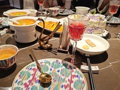 -海派悦庭·海胆烧麦·新融合菜(凯德广场店)