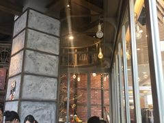 -玛格萝妮(汇智国际商业中心店)