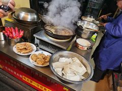 -仓桥直街臭豆腐