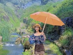 -雪山彩虹谷景区