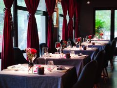 -弦月窗LUNETTE BY AMANDA(复兴路店)