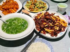-鲁南仔·滕州炒鸡(经三路店)