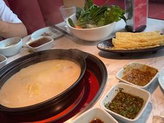 -捞神煲汤火锅(湖滨商业街店)