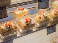 -白玉兰食品甜凤店(合生汇店)