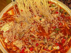 -李双猪·小龙虾·烧烤·羊肉煲(乐山店)