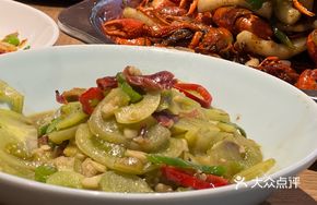 Ham Stir-fried Green Tomato Seeds
