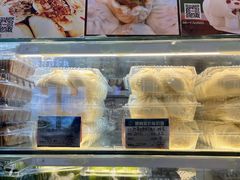 -白玉兰食品甜凤店(合生汇店)