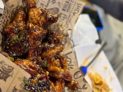 -BHC炸鸡(明洞总店)