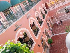 -首创奥特莱斯(西安店)