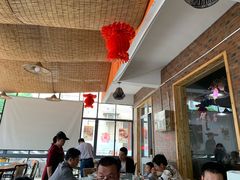 大堂-恋拐子油爆虾·家常菜