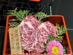 -山川小町·极番烧肉(新地假日广场店)
