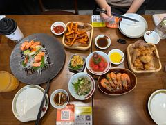 -8PINTS八品脱·日料·烧鸟·精酿小酒馆(莘庄店)