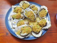 蒜蓉海蛎子-天伦海鲜·老味道·青岛菜(栈桥天主教堂店)