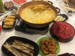 -鲜入围煮花胶鸡海鲜火锅