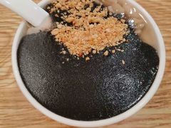 芝麻糊拼花生羹-翁林甜品