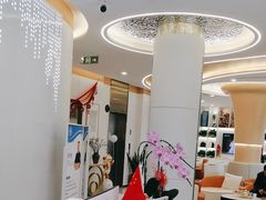 -皓齿连锁·雅贝健口腔·种植·矫正中心(虹口曲阳路店)