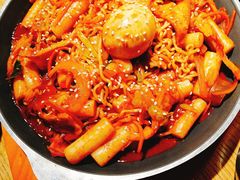炒年糕-姜虎东白丁烤肉(恒隆广场店)