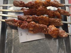 -马尔龙新疆饭店·清真(瑞景店)