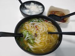 -一品郑记重庆牛肉米线馆(东泰路店)