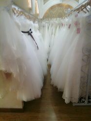 -厦门苏迪尔婚纱礼服批发零售/男装定制